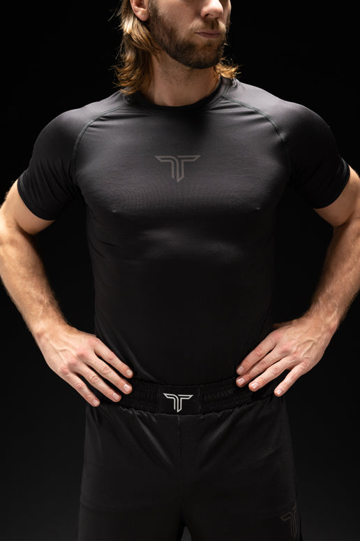 Blackout Essential Short-Sleeve Rashguard